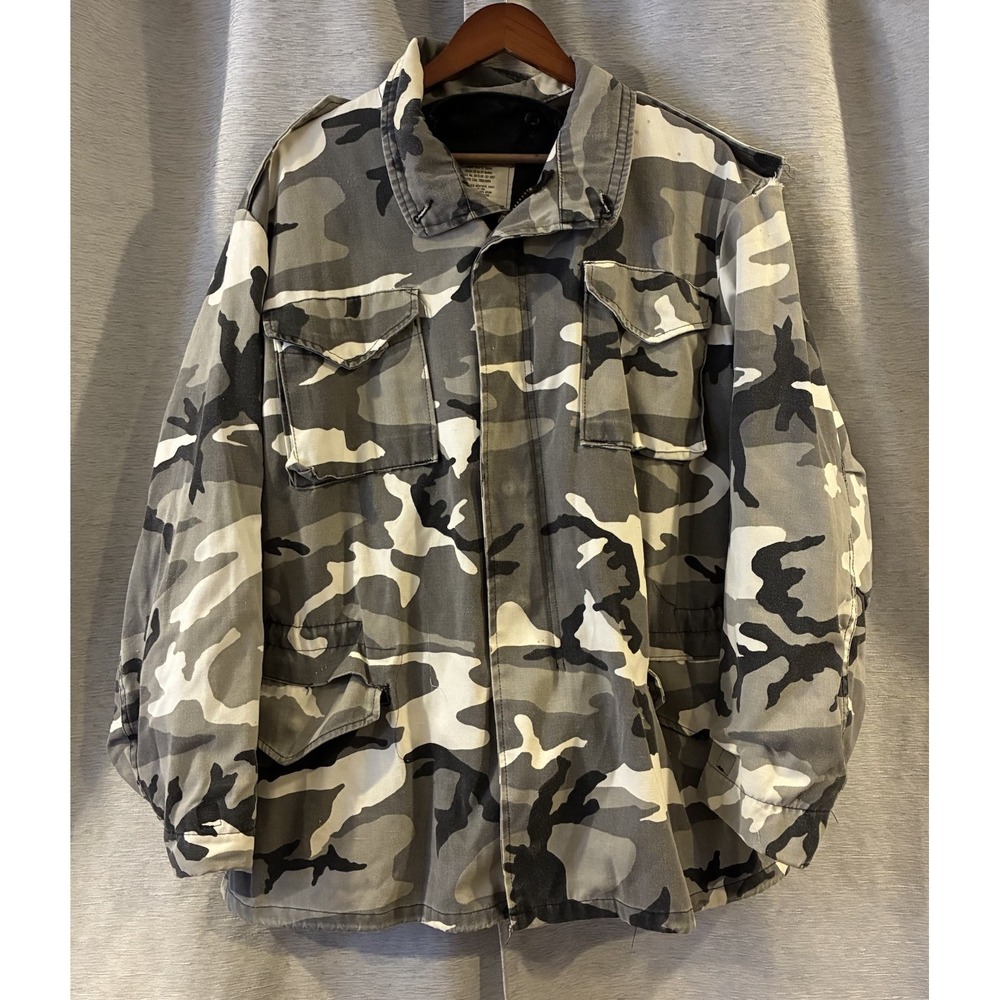Vintage Military Jacket Mens Snow Camo Cold Weather Field Liner Vintage Flawed